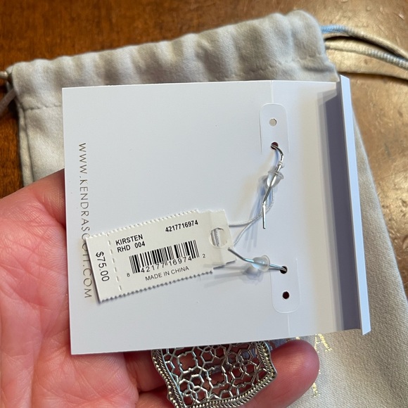 Kendra Scott Kirsten Earrings in Silver - Picture 3 of 6